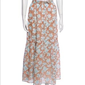 HANNAH ARTWEAR
Floral Print Midi Length Skirt w/ Tags